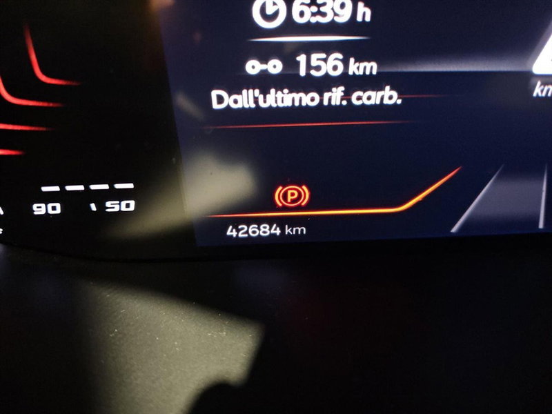 SEAT Arona usata a Lecco (15)
