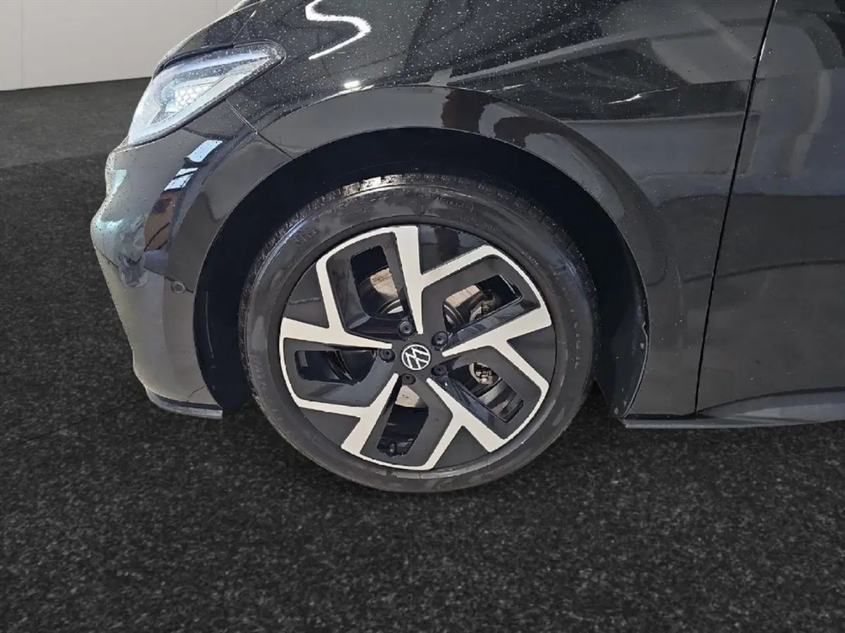 Volkswagen ID.3 usata a Lecco (14)