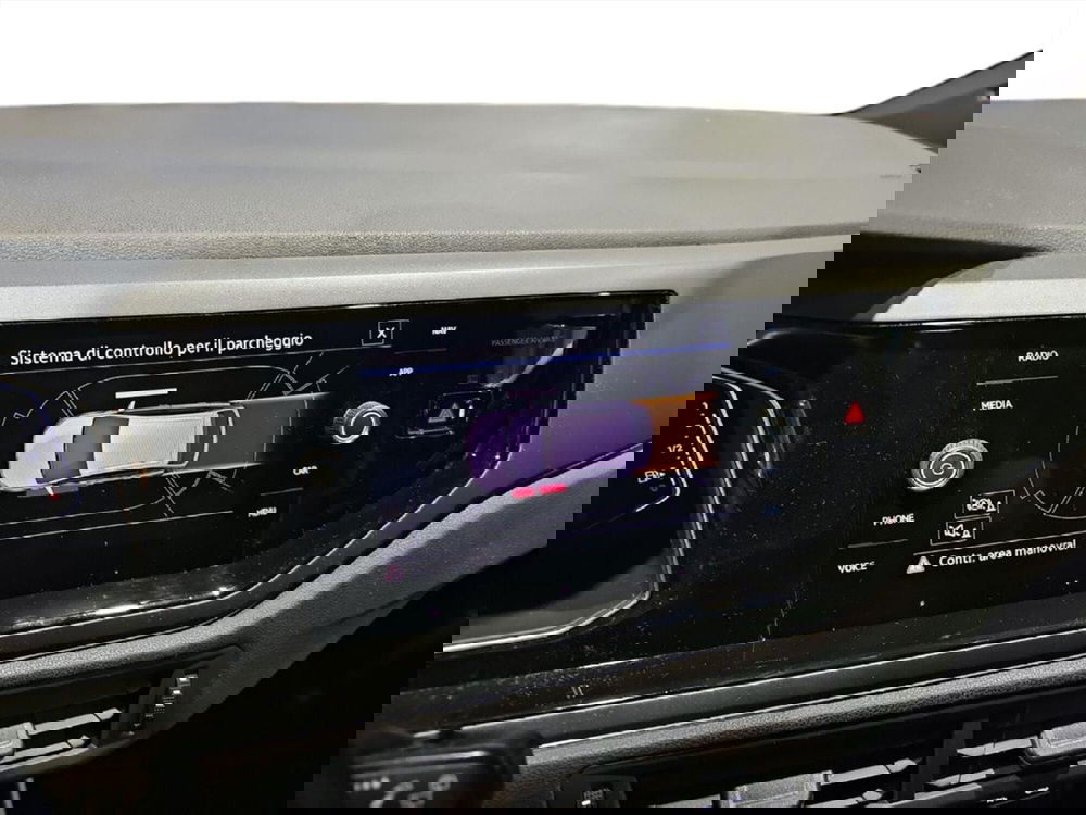 Volkswagen Taigo usata a Lecco (16)