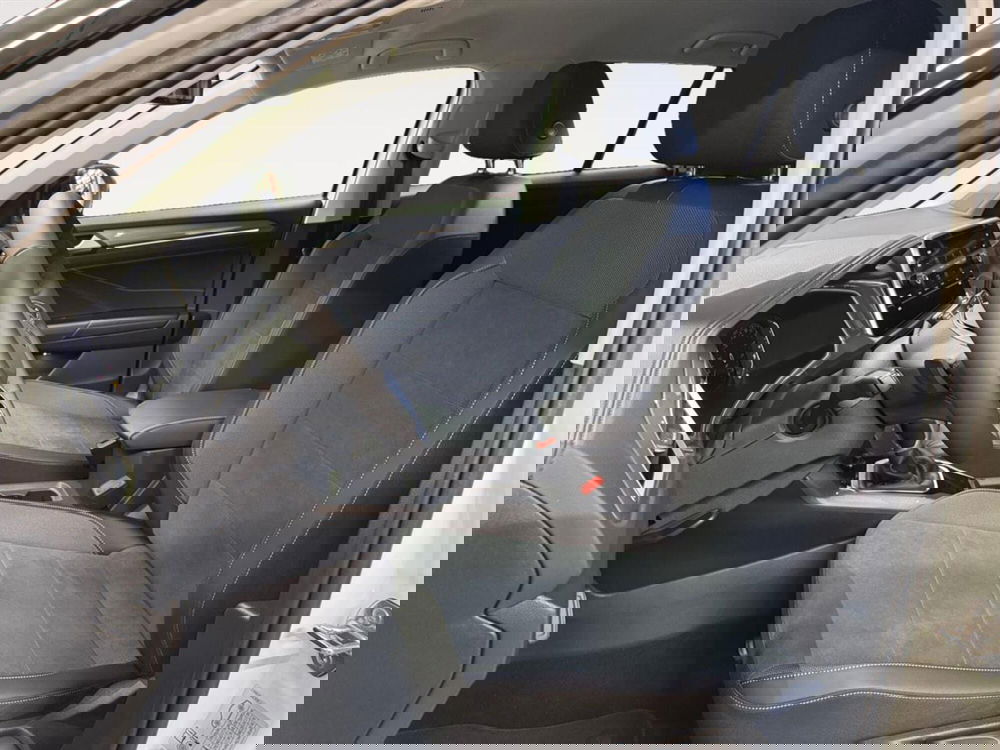 Volkswagen T-Roc nuova a Lecco (15)