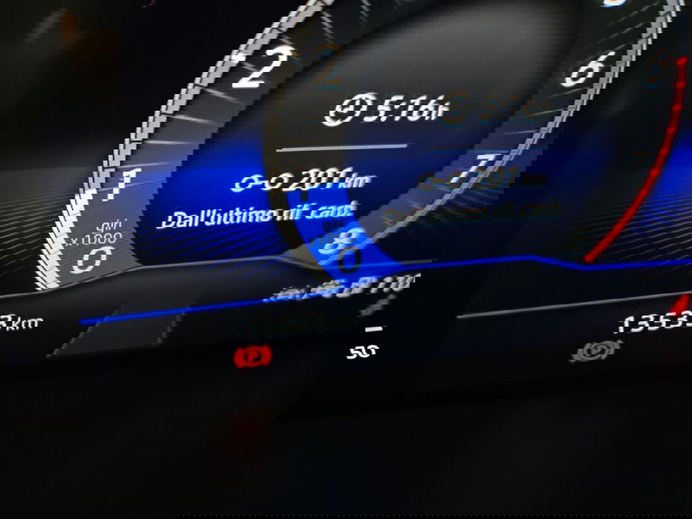 Volkswagen T-Roc usata a Lecco (10)