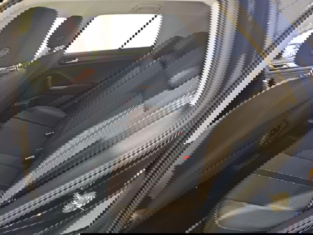 Volkswagen T-Roc usata a Lecco (17)