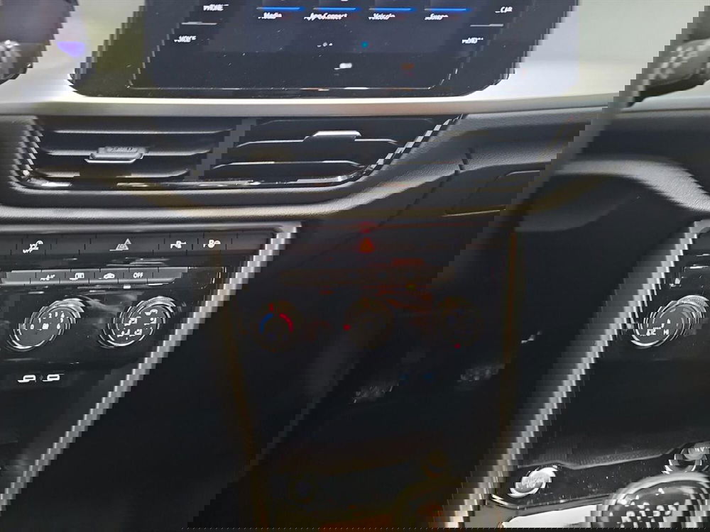 Volkswagen T-Roc usata a Lecco (9)