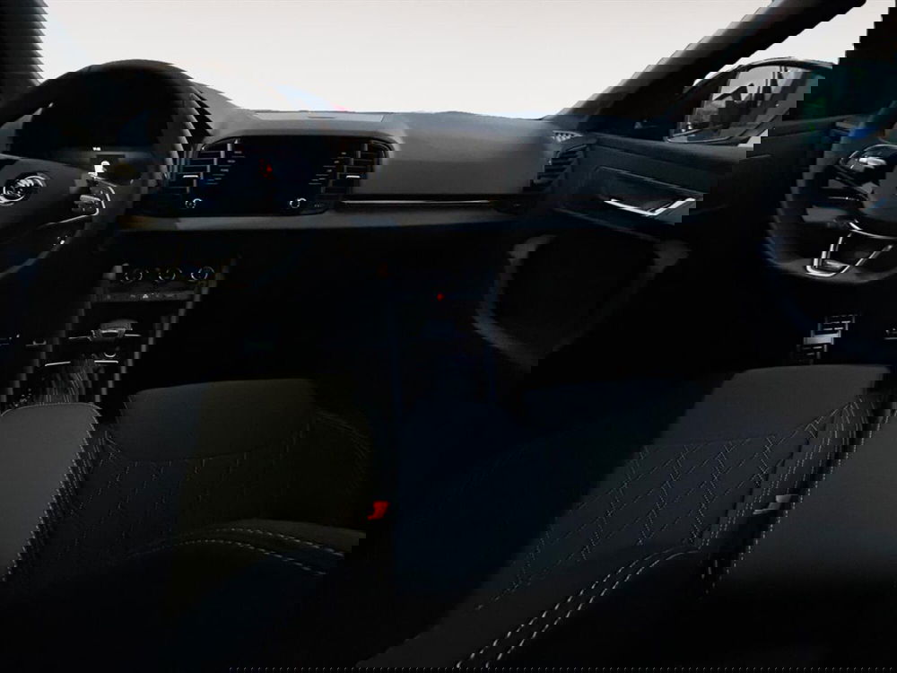 Skoda Karoq nuova a Lecco (2)