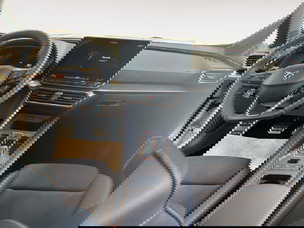 Cupra Formentor nuova a Lecco (14)