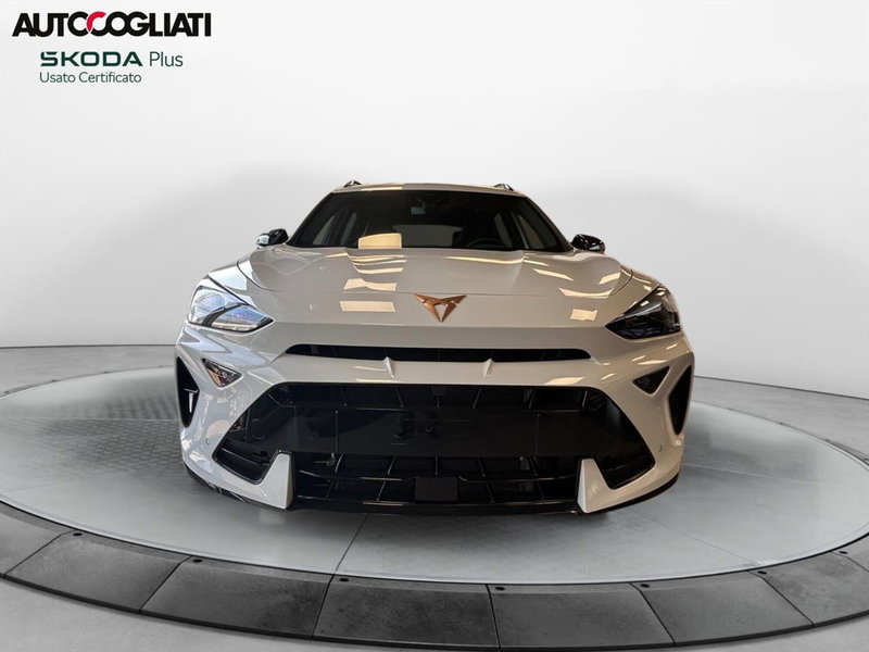 Cupra Formentor nuova a Lecco (2)