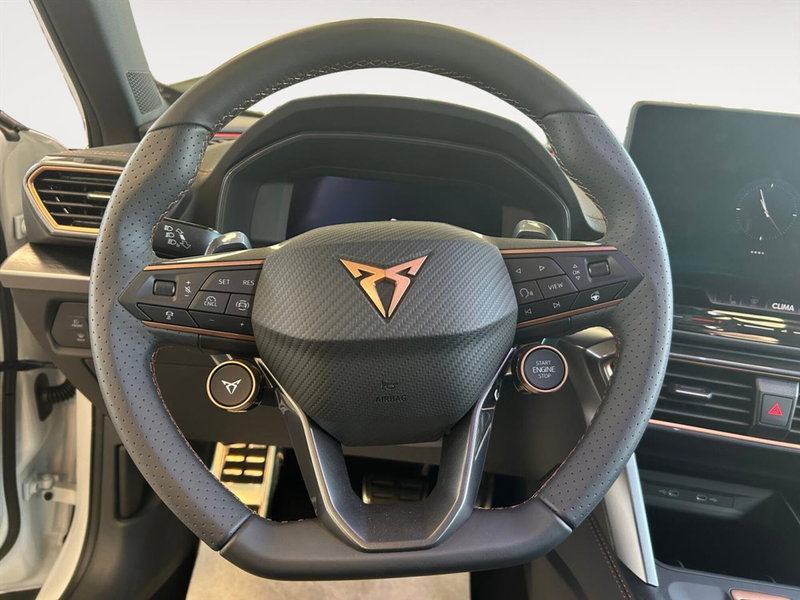 Cupra Formentor nuova a Lecco (9)