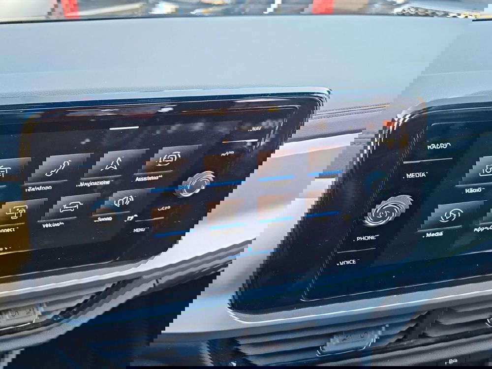 Volkswagen T-Roc usata a Lecco (14)