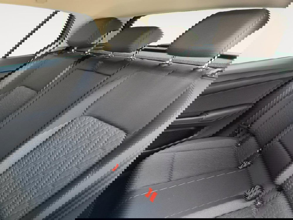 Volkswagen Golf nuova a Lecco (12)