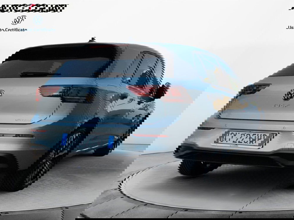 Volkswagen Golf nuova a Lecco (8)