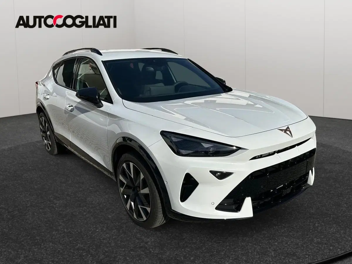 Cupra Formentor nuova a Lecco (4)