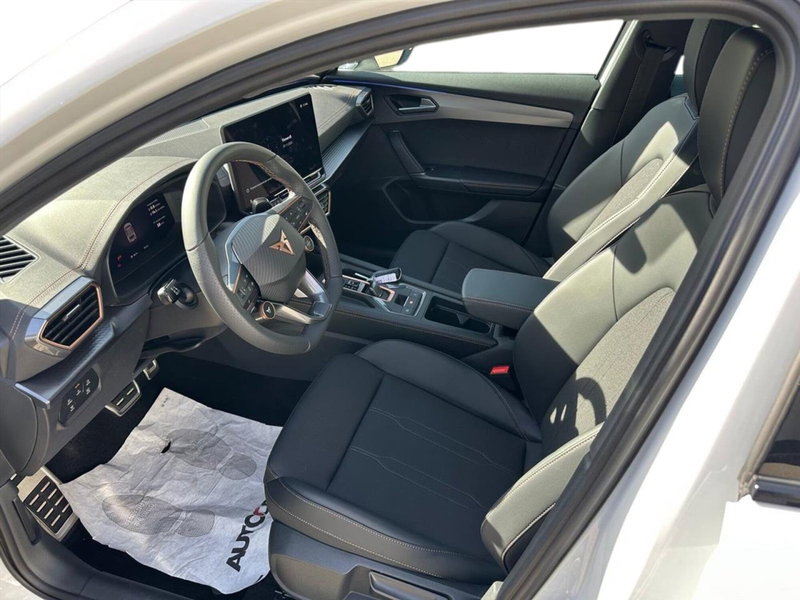 Cupra Formentor nuova a Lecco (5)