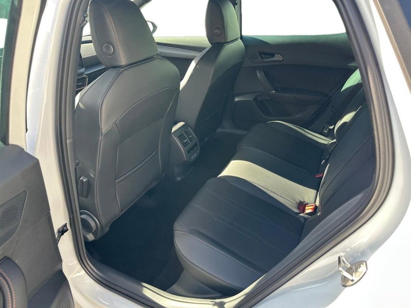 Cupra Formentor nuova a Lecco (6)