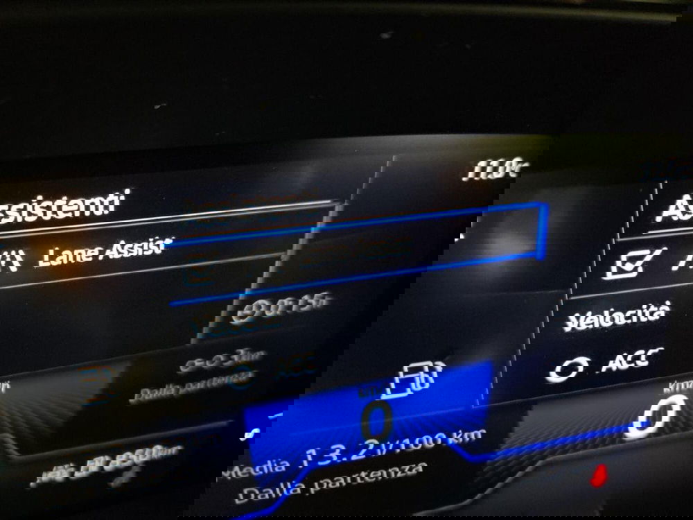 Volkswagen T-Roc usata a Lecco (15)