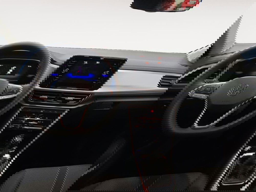 Volkswagen T-Roc nuova a Lecco (2)