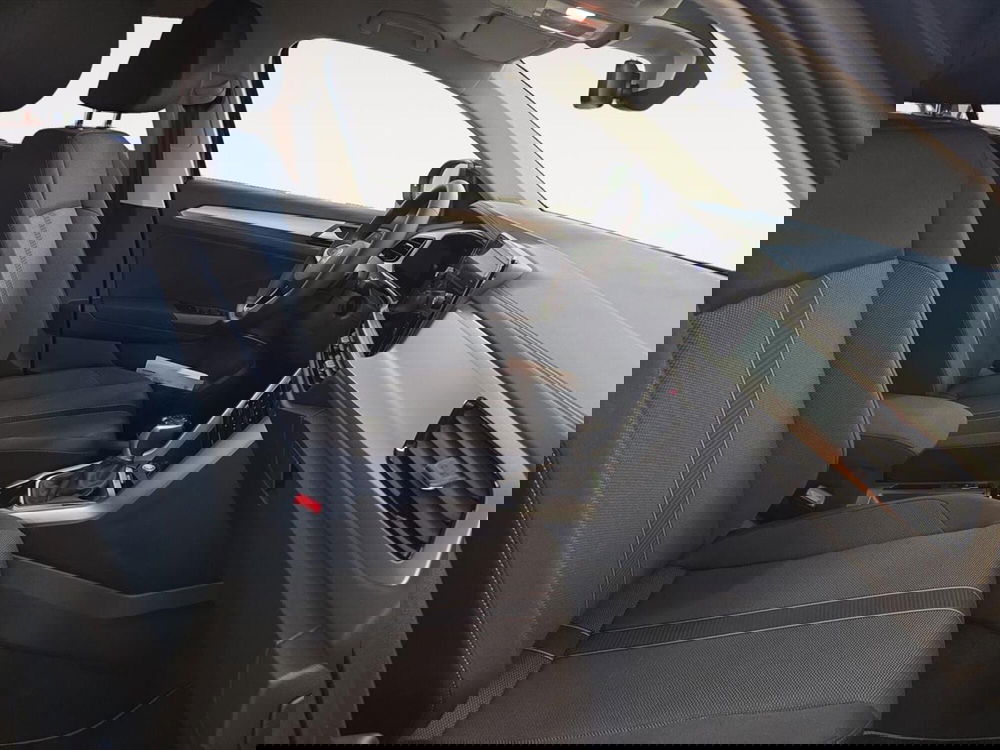 Volkswagen T-Roc nuova a Lecco (7)