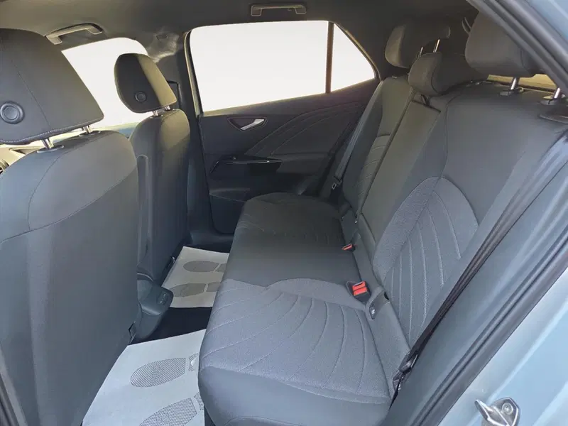 Volkswagen ID.3 nuova a Lecco (12)