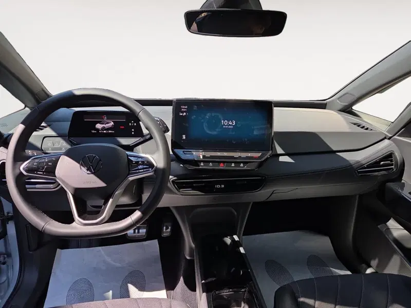 Volkswagen ID.3 nuova a Lecco (9)