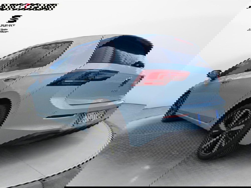 Volkswagen Golf nuova a Lecco (4)