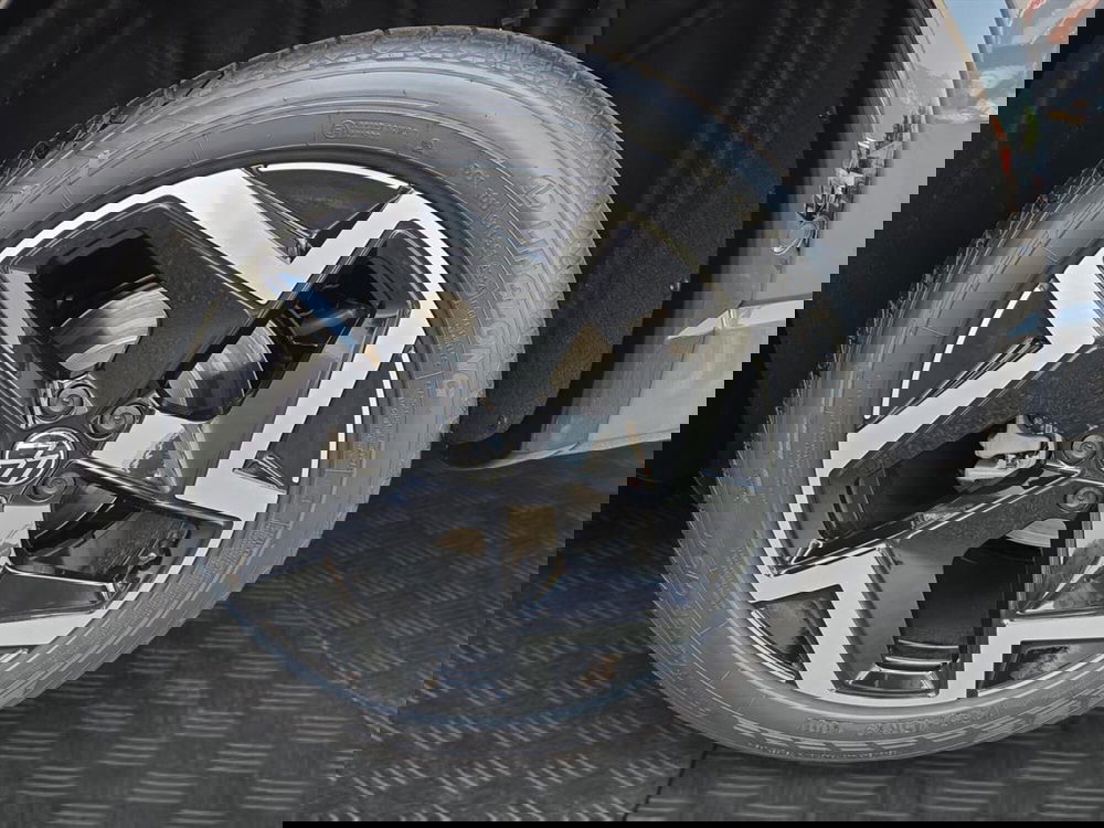 Volkswagen Tiguan nuova a Lecco (13)