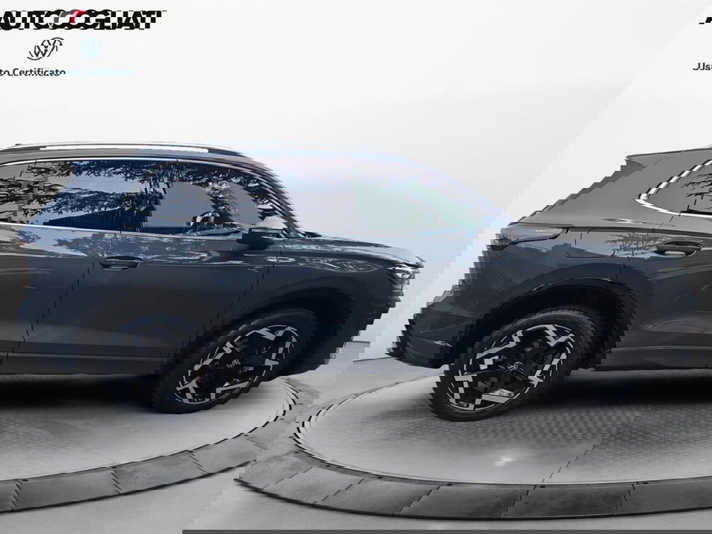 Volkswagen Tiguan nuova a Lecco (8)