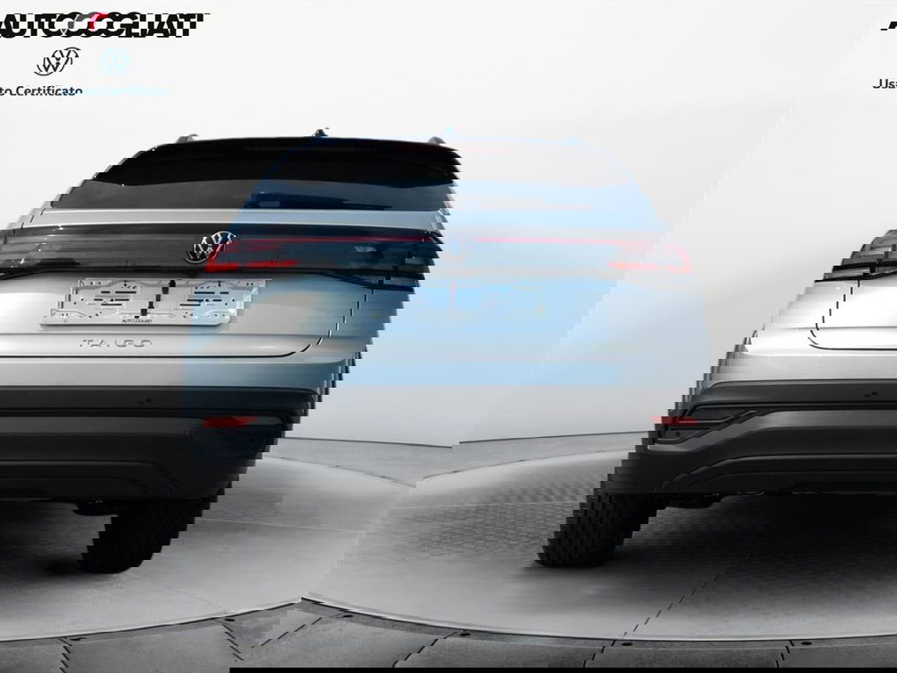 Volkswagen Taigo nuova a Lecco (7)