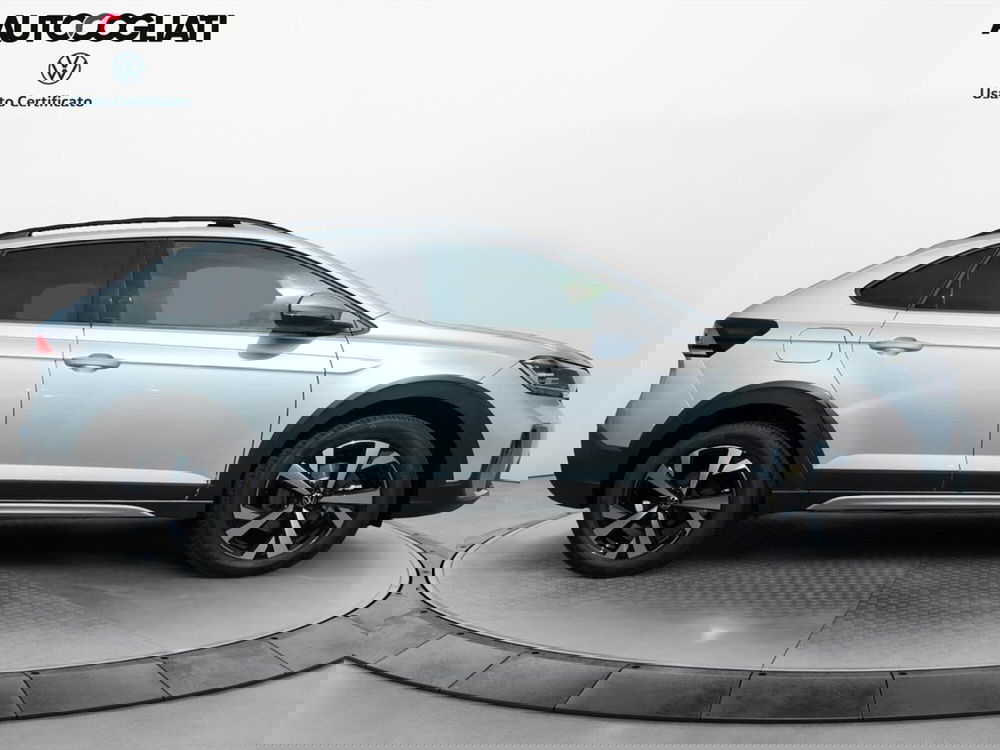 Volkswagen Taigo nuova a Lecco (9)