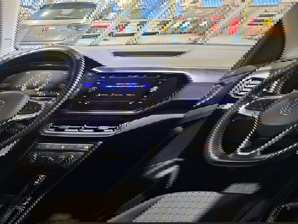 Volkswagen T-Cross usata a Lecco (8)