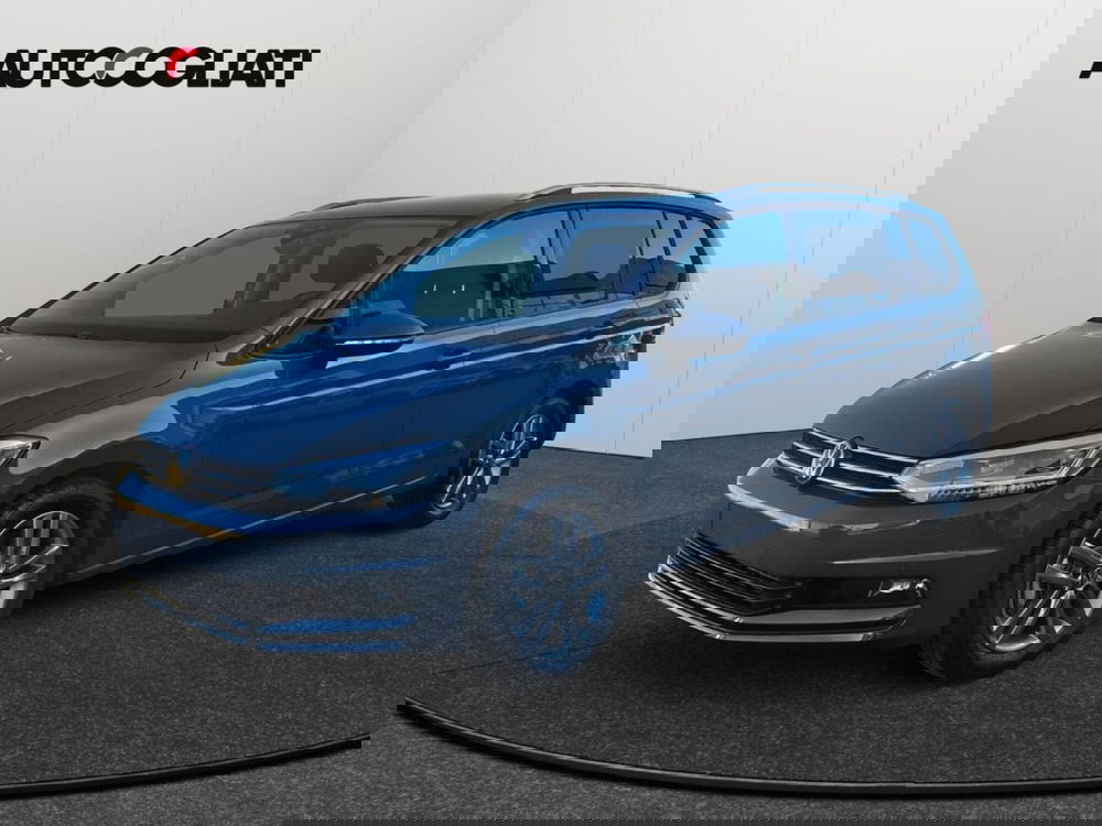 Volkswagen Touran nuova a Lecco