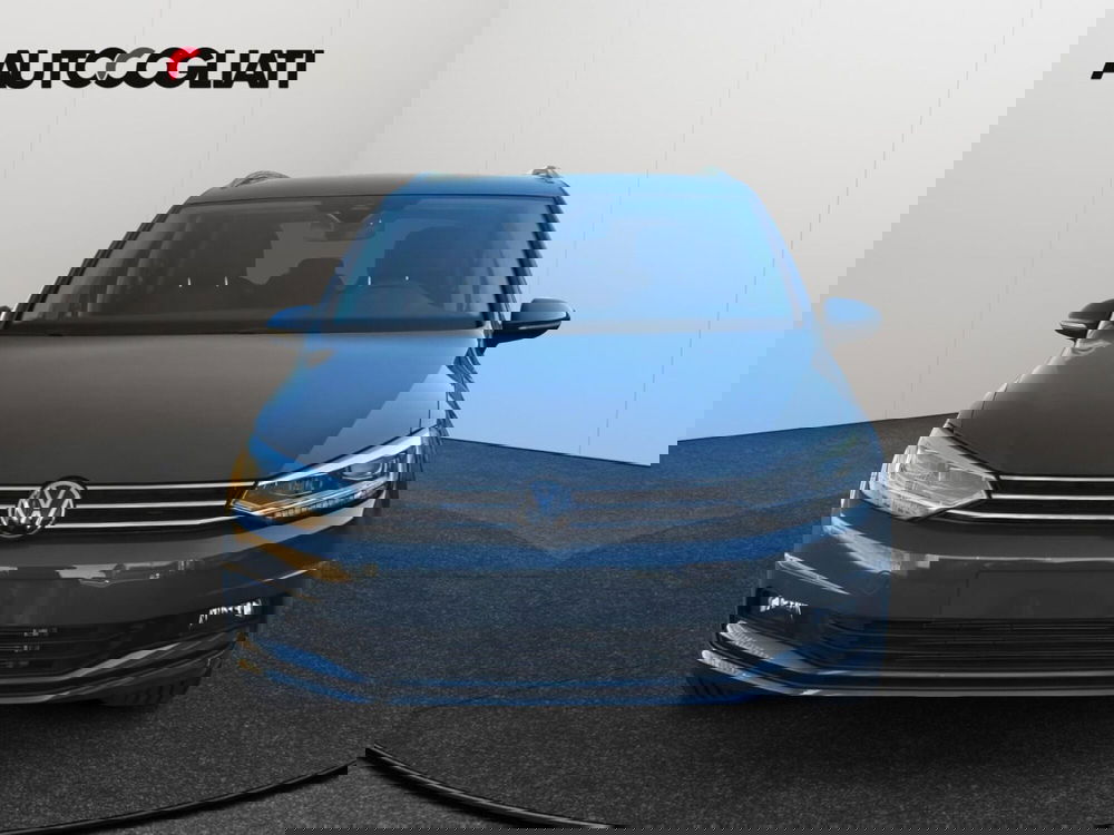 Volkswagen Touran nuova a Lecco (2)