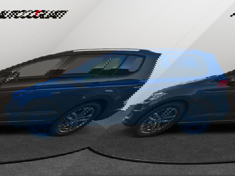 Volkswagen Touran nuova a Lecco (4)