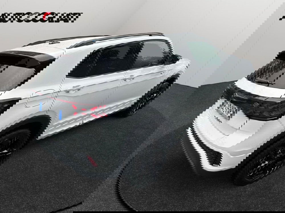 Volkswagen T-Cross nuova a Lecco (5)