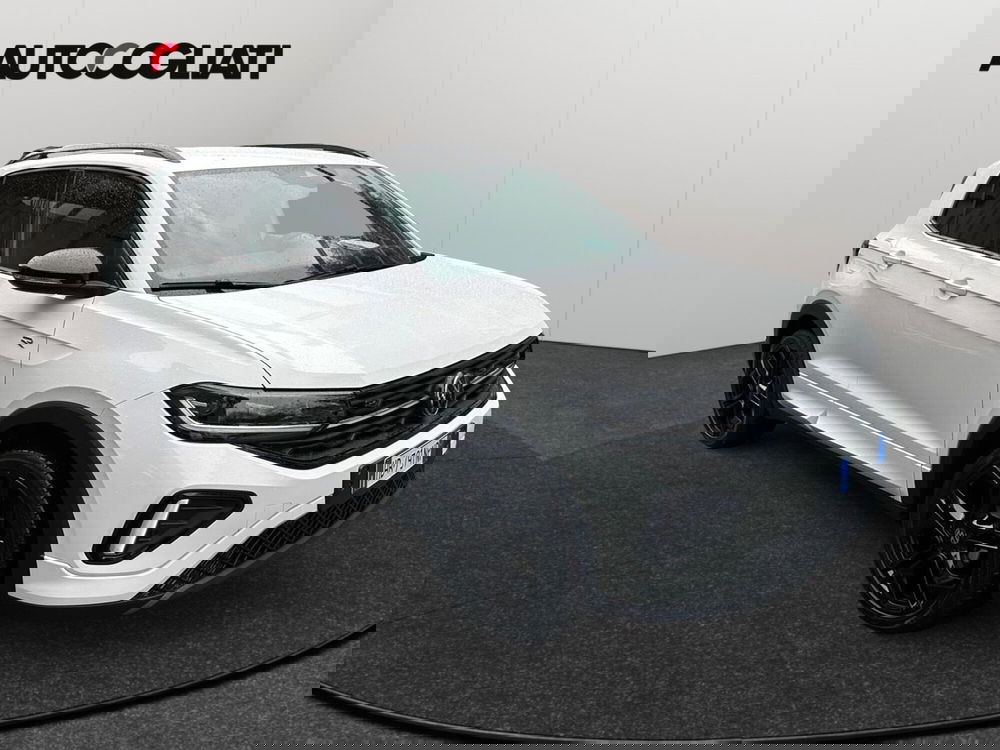 Volkswagen T-Cross nuova a Lecco (6)