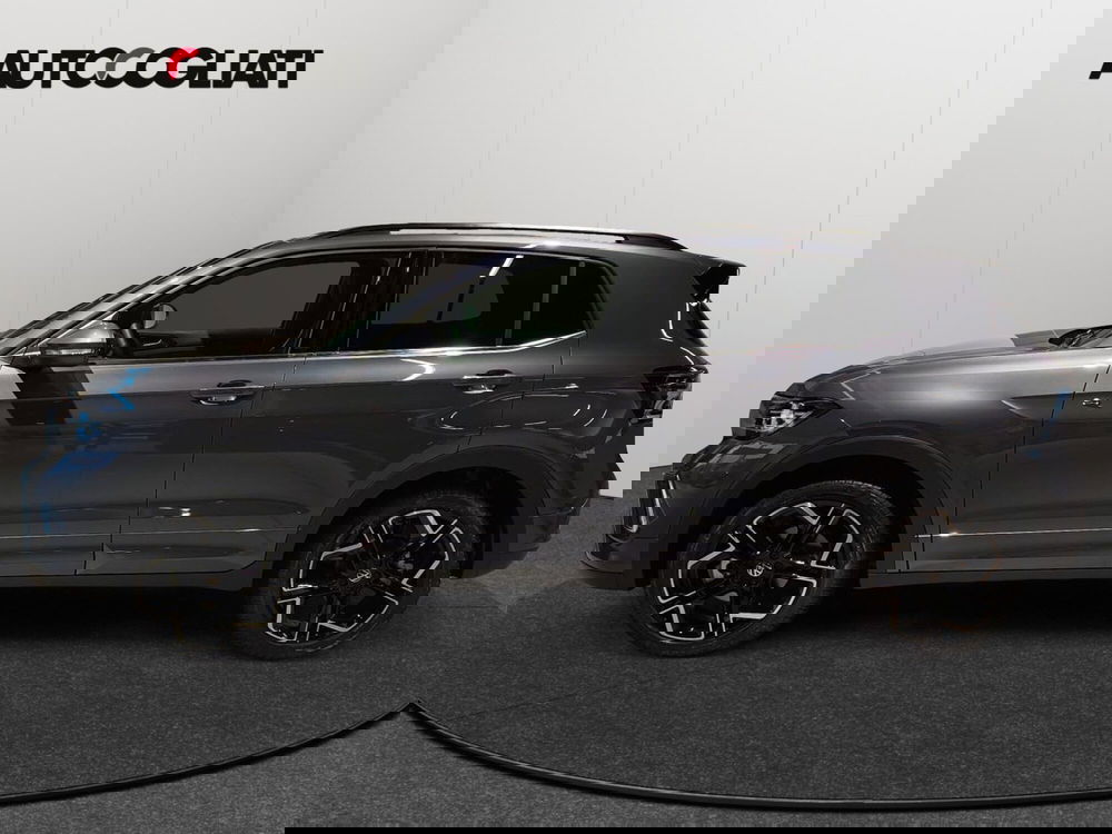 Volkswagen T-Cross nuova a Lecco (3)