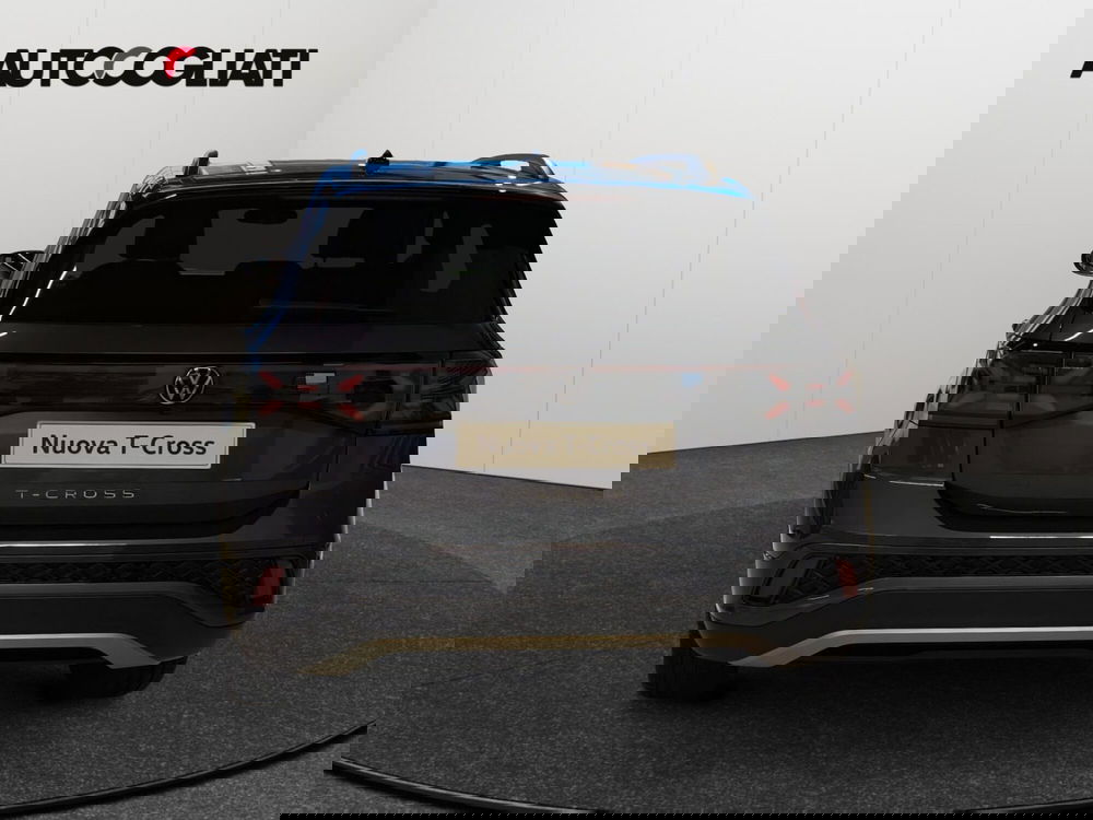 Volkswagen T-Cross nuova a Lecco (5)