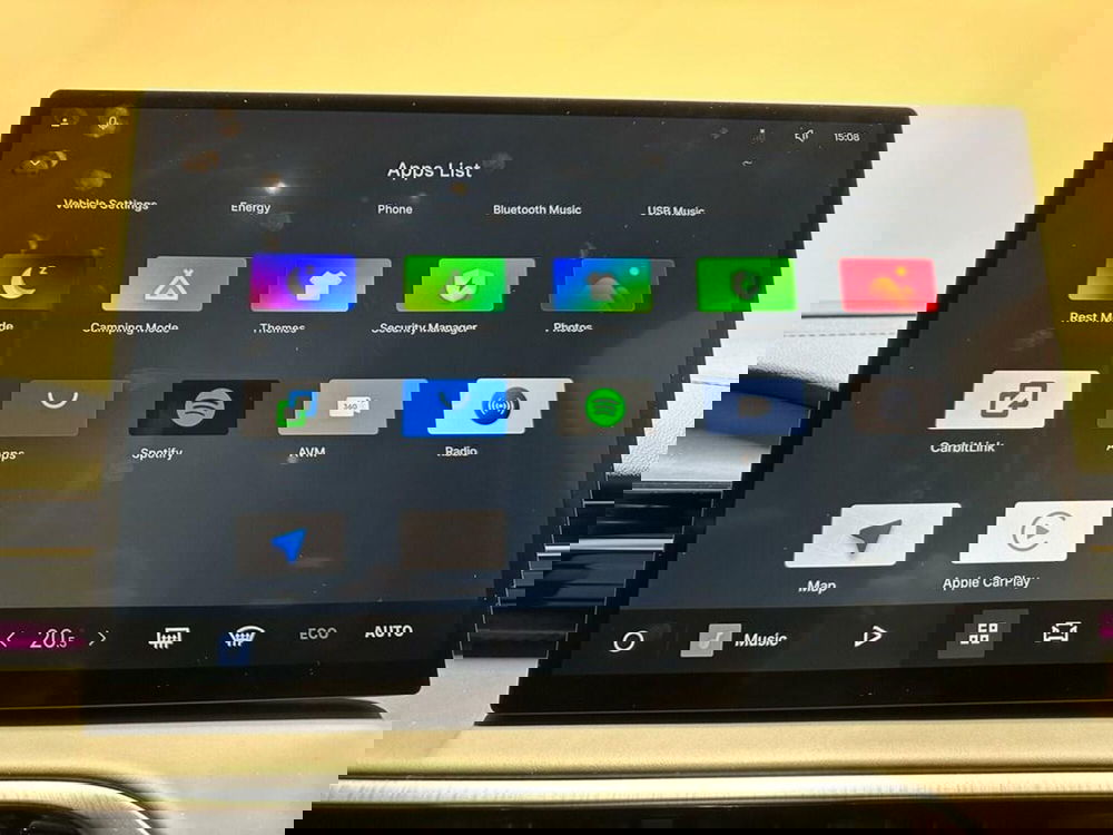 Geely EX5 nuova a Varese (10)