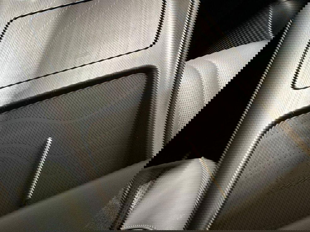 Geely EX5 nuova a Varese (14)