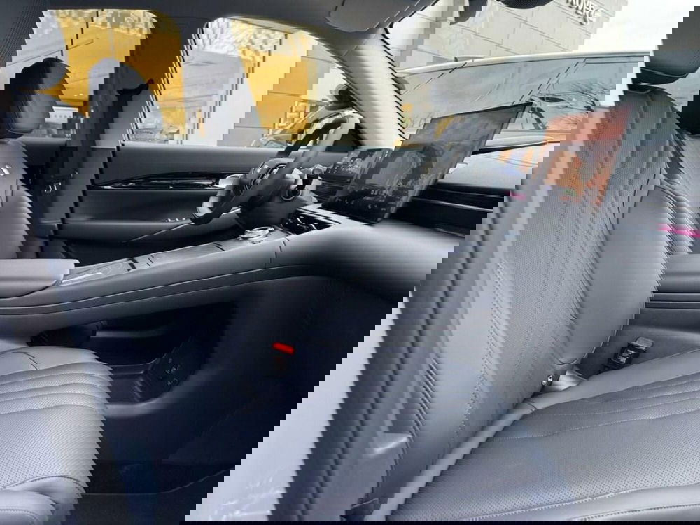 Geely EX5 nuova a Varese (3)