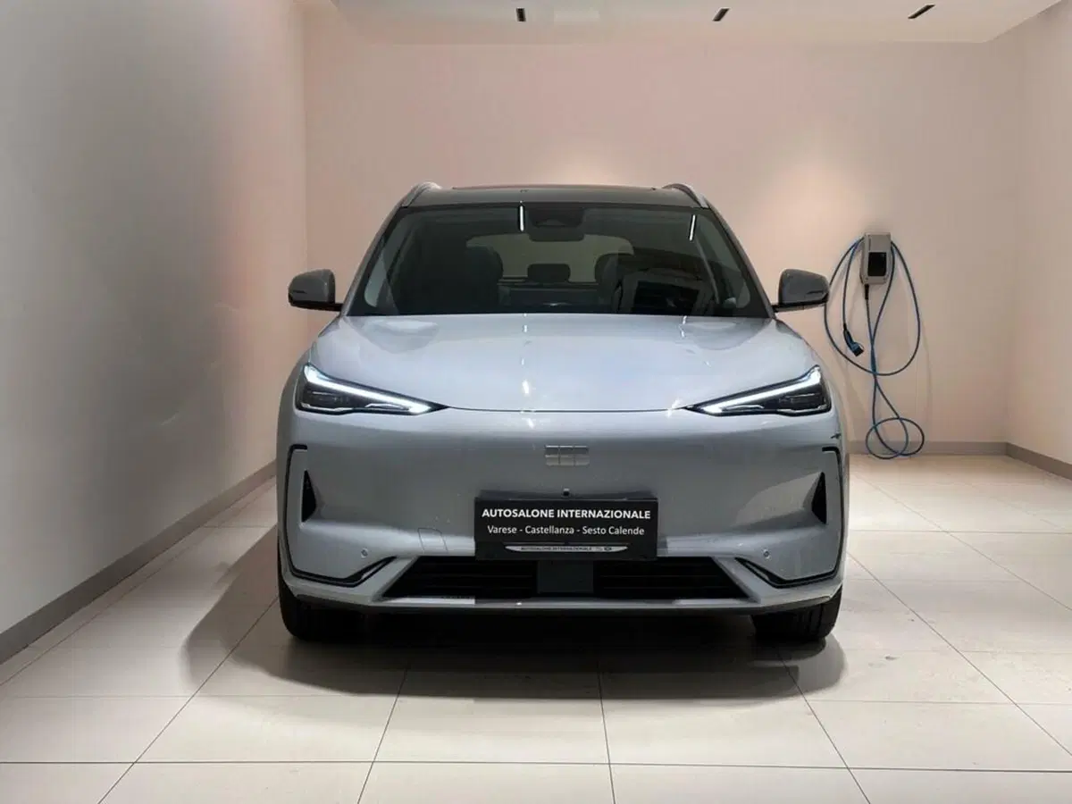Geely EX5 nuova a Varese (8)