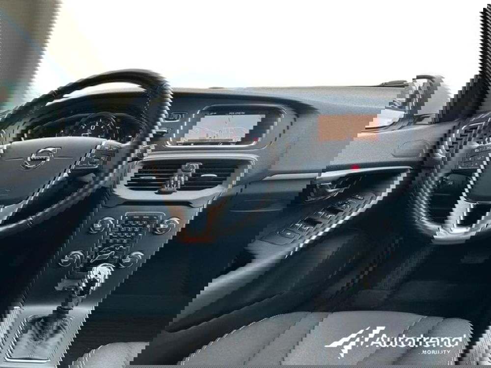 Volvo V40 usata a Lecce (7)