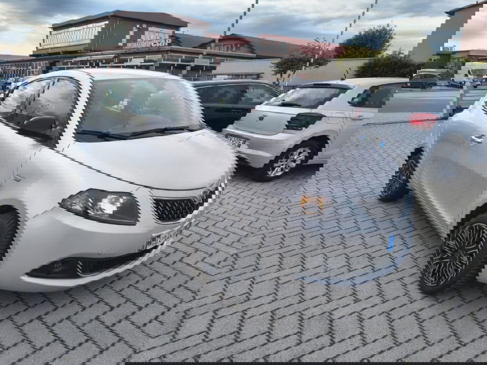 Lancia Ypsilon usata a Firenze (3)