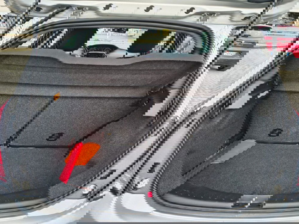 Lancia Ypsilon usata a Firenze (7)