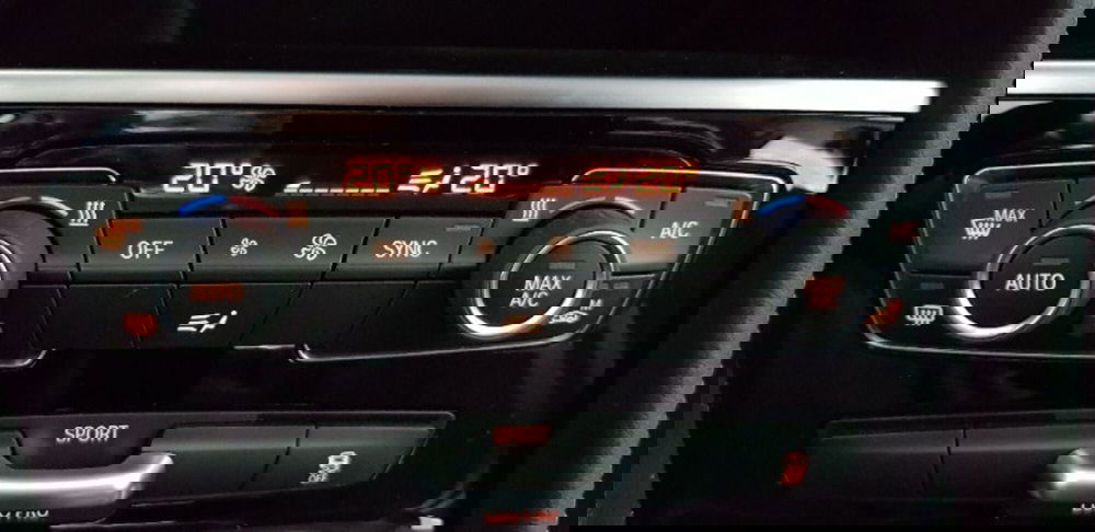 BMW Serie 2 Active Tourer usata a Pordenone (18)