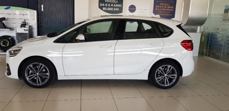 BMW Serie 2 Active Tourer usata a Pordenone (4)