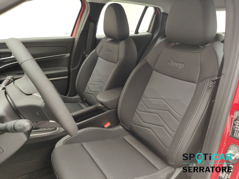 Jeep Avenger nuova a Como (13)