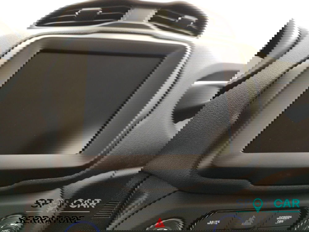 Jeep Renegade nuova a Como (10)