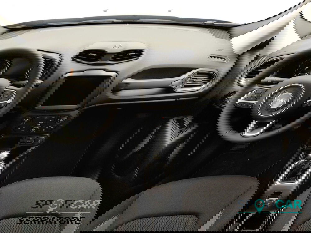 Jeep Renegade nuova a Como (7)