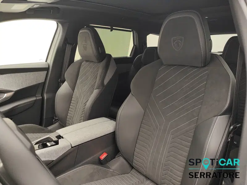 Peugeot 5008 nuova a Como (12)