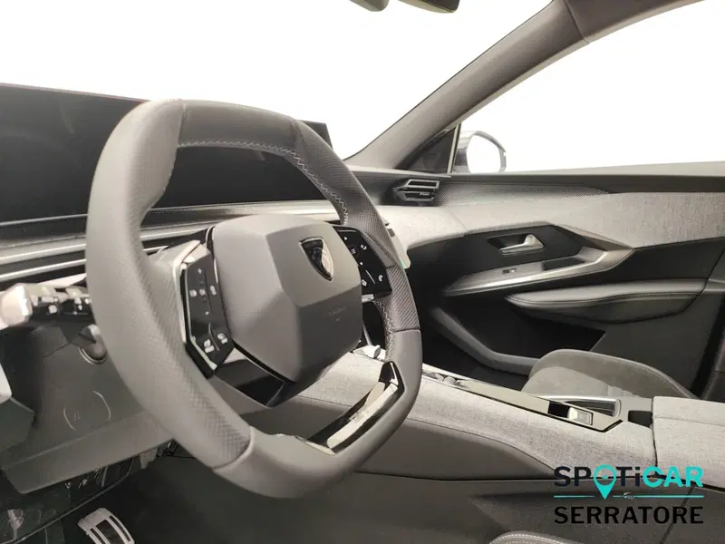 Peugeot 5008 nuova a Como (15)