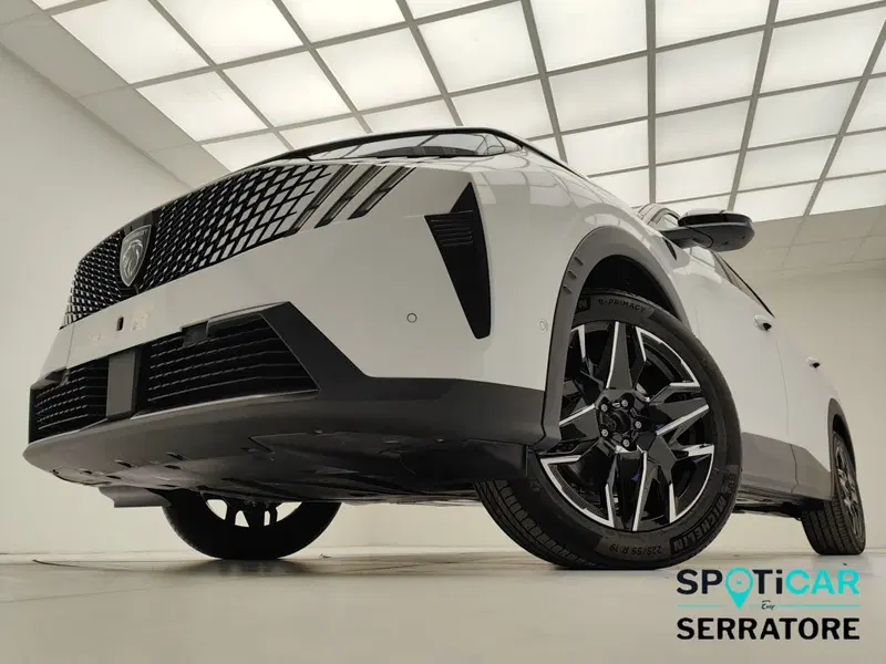 Peugeot 5008 nuova a Como (3)